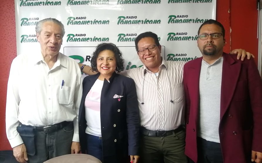 De izquierda a derecha: Carlos Bohrt, Leticia Benavente, Juan José Bedregal y Joshua Bellott.